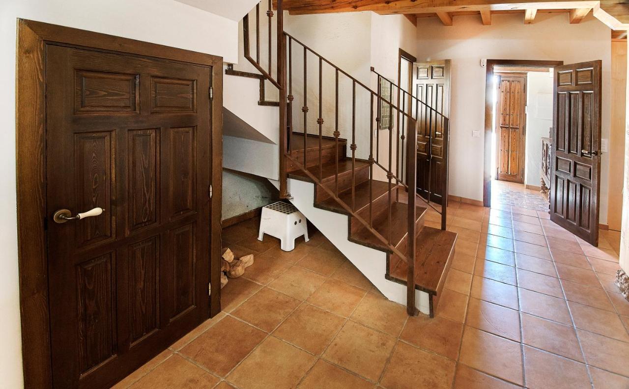Hestia Vut Vila Ayllón Exterior foto